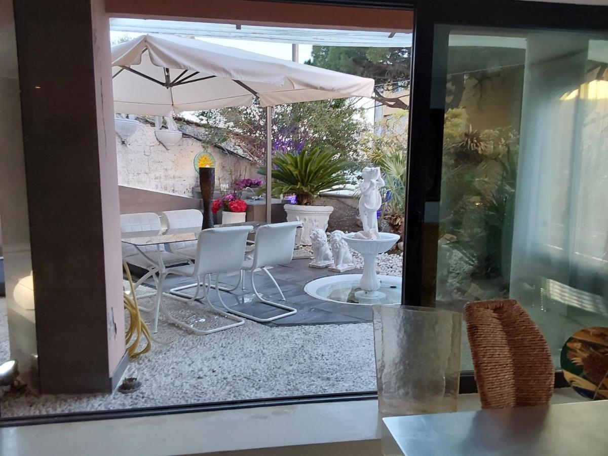 Appartamento Last Minute Garden And Jacuzzi,the Most Gorgeus !adult Only *