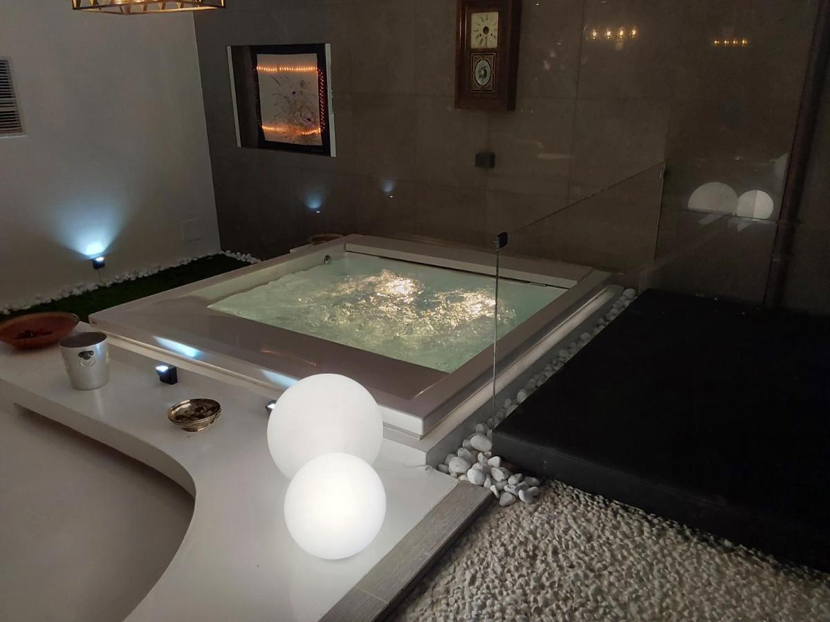 Last Minute Garden And Jacuzzi,the Most Gorgeus !adult Only Appartamento